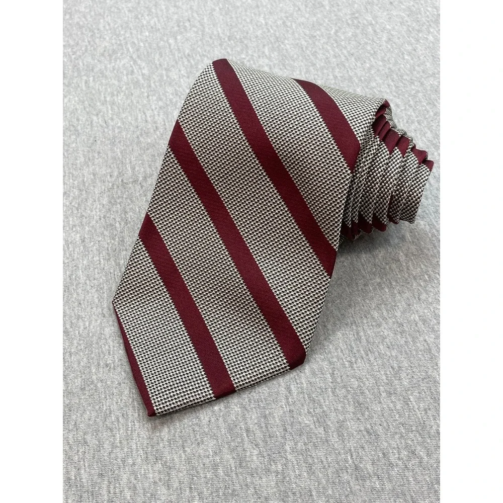 Jos A Bank Tie Mens 100% Silk Striped 3.5